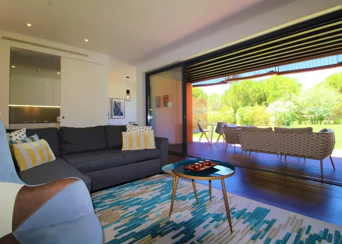 L'orangerie Garden By Sapvillas Holiday home *